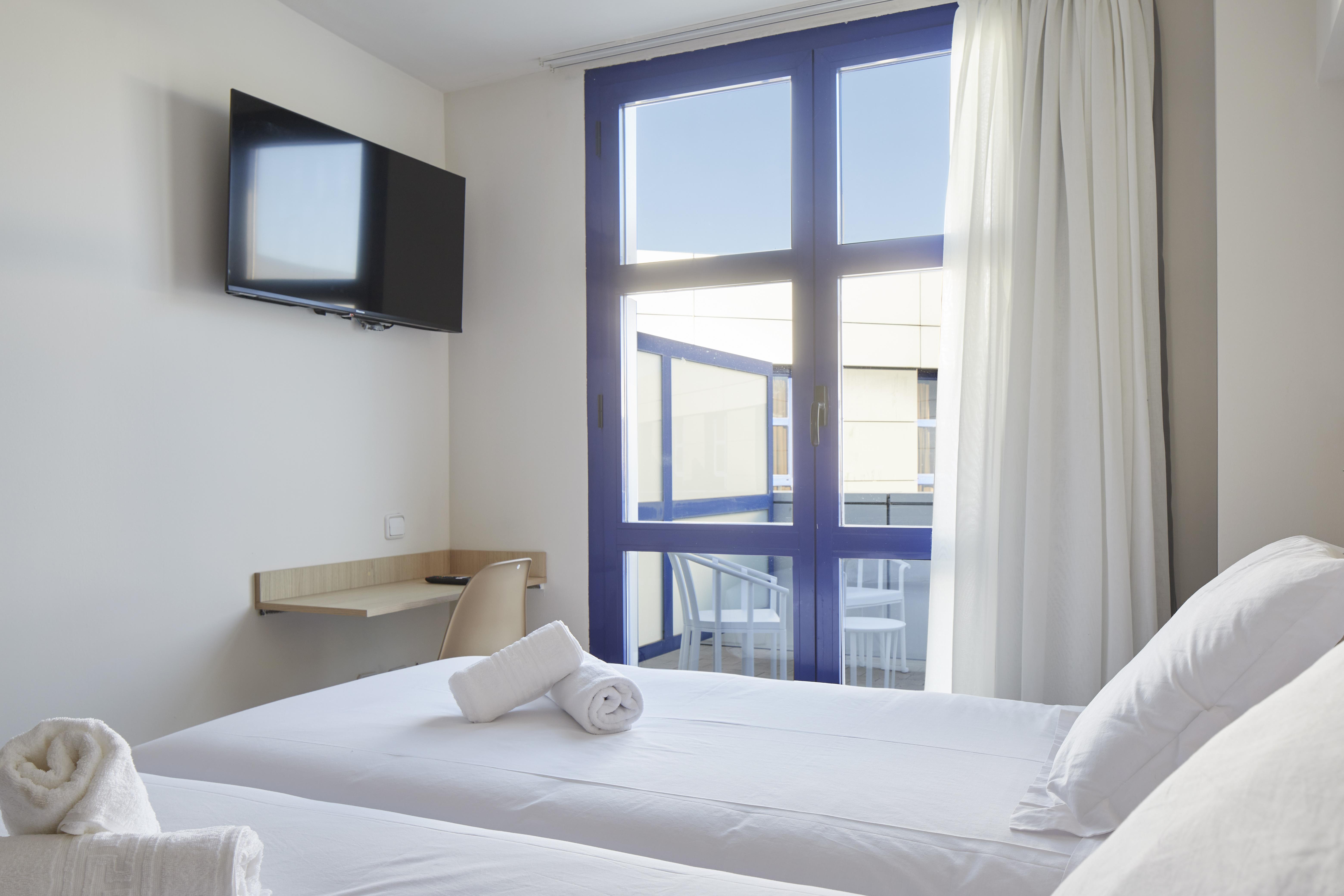Iraipe Logrono Hotel Экстерьер фото