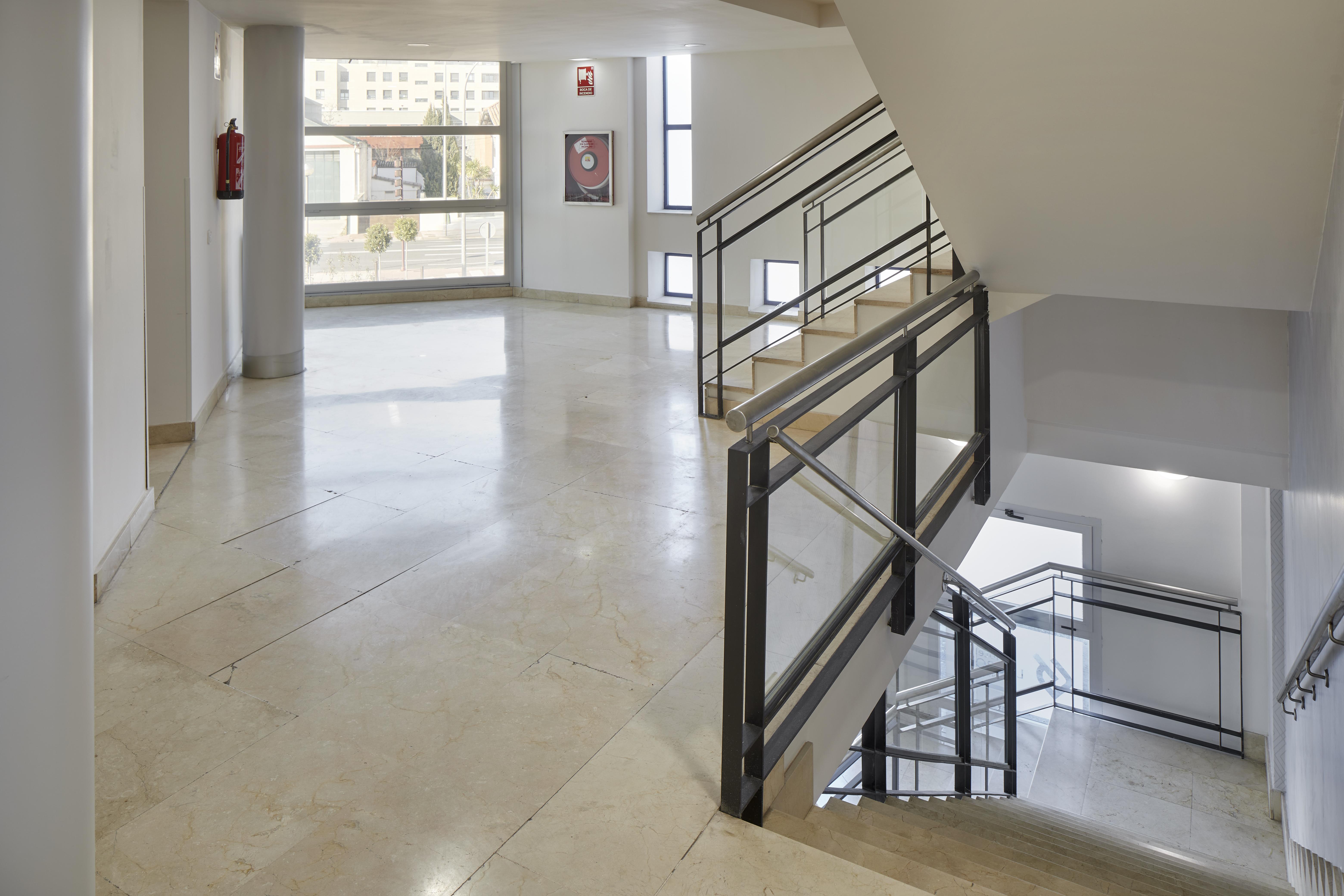 Iraipe Logrono Hotel Экстерьер фото
