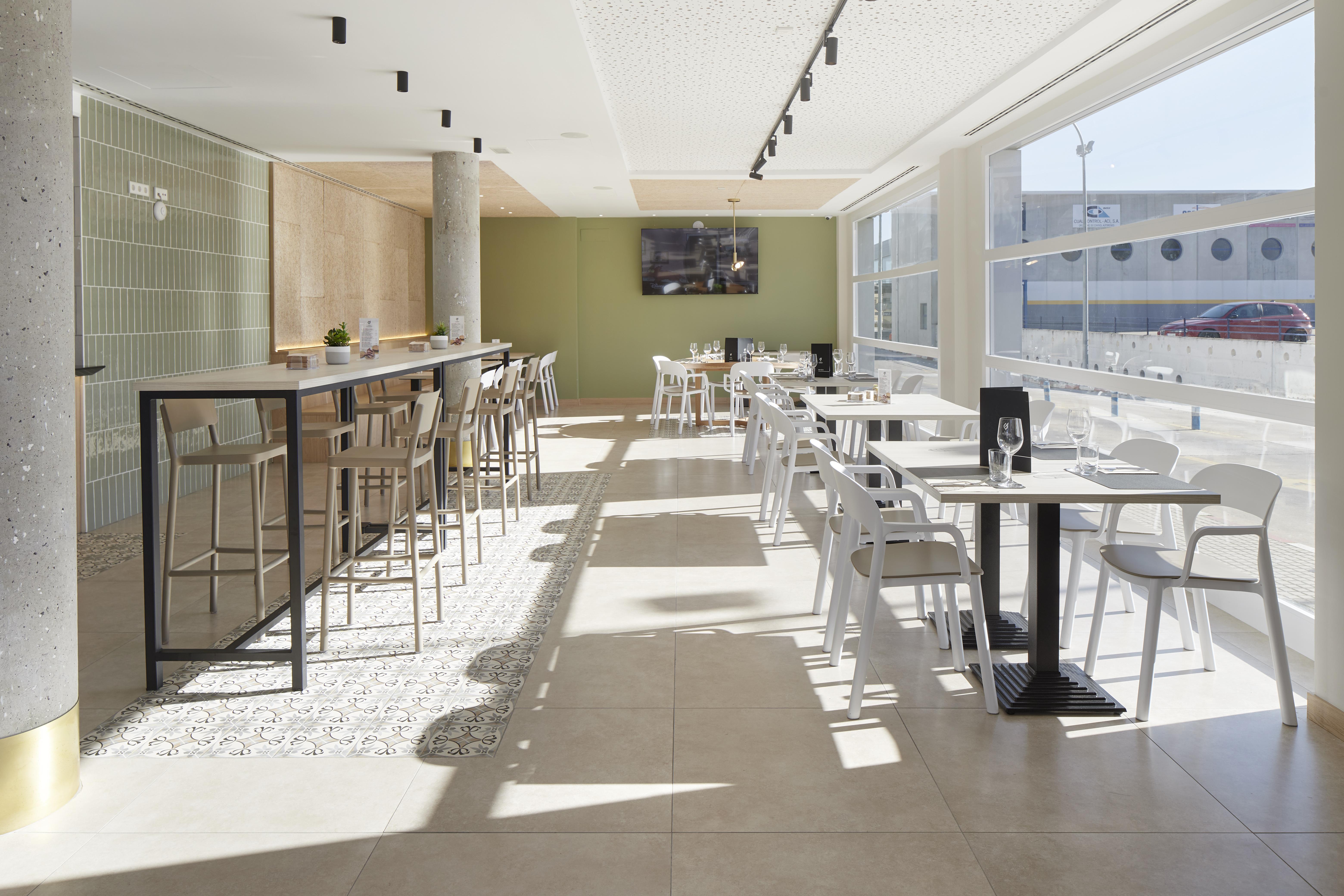 Iraipe Logrono Hotel Экстерьер фото