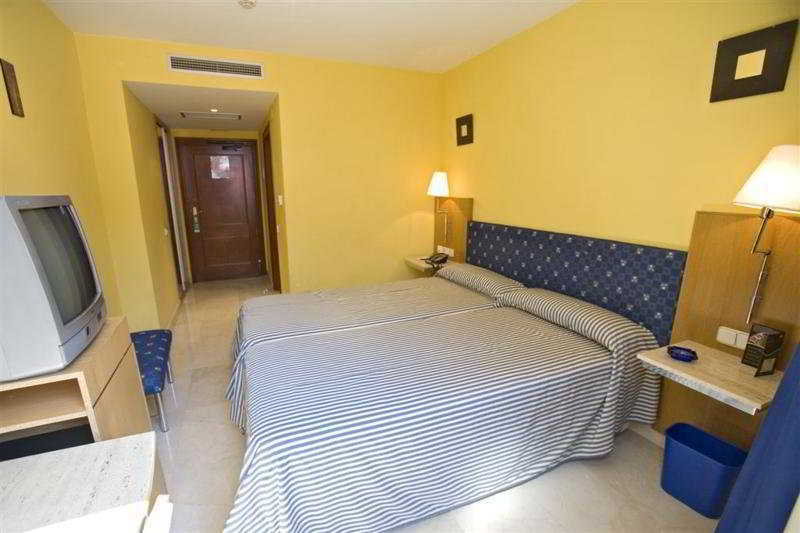 Iraipe Logrono Hotel Экстерьер фото
